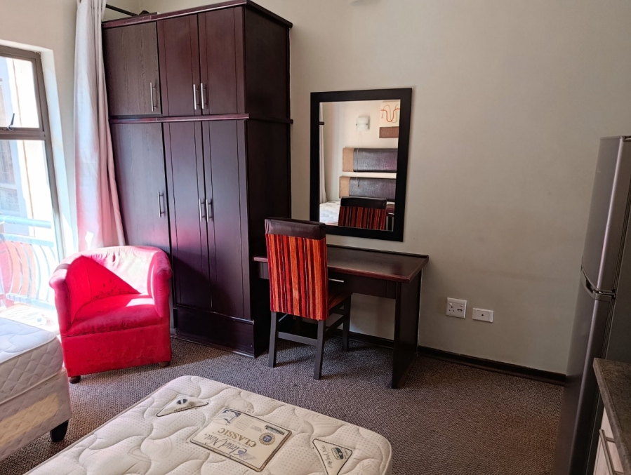 To Let 1 Bedroom Property for Rent in Vredenhof Sh Free State